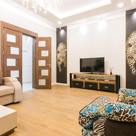 Sweet Home 6 Vip At Rustaveli Avenue Tbilissi Extérieur photo
